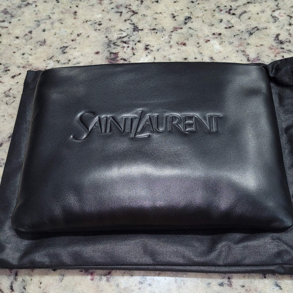 Saint Laurent Pillow Porte Size Small YSL